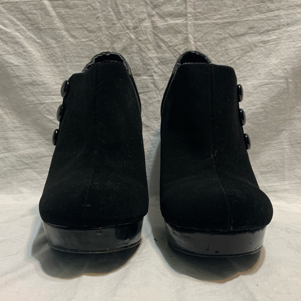 Heeled booties - Picture 3 of 8